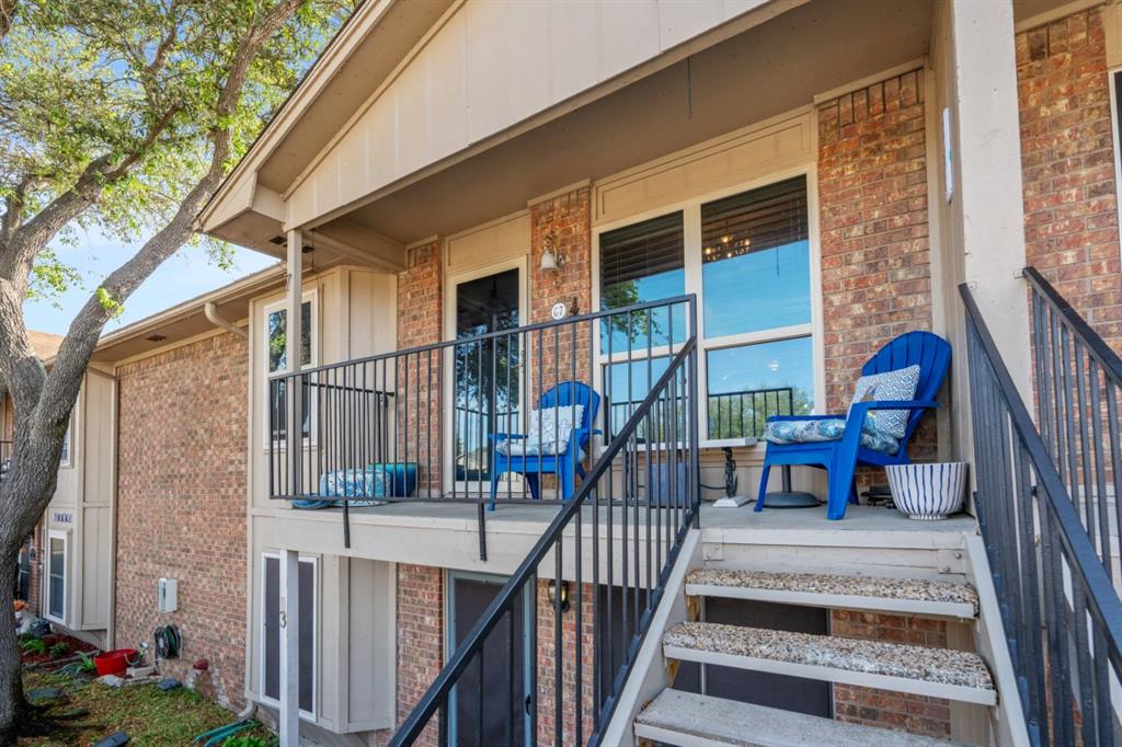 Life Scape Condos - Residential