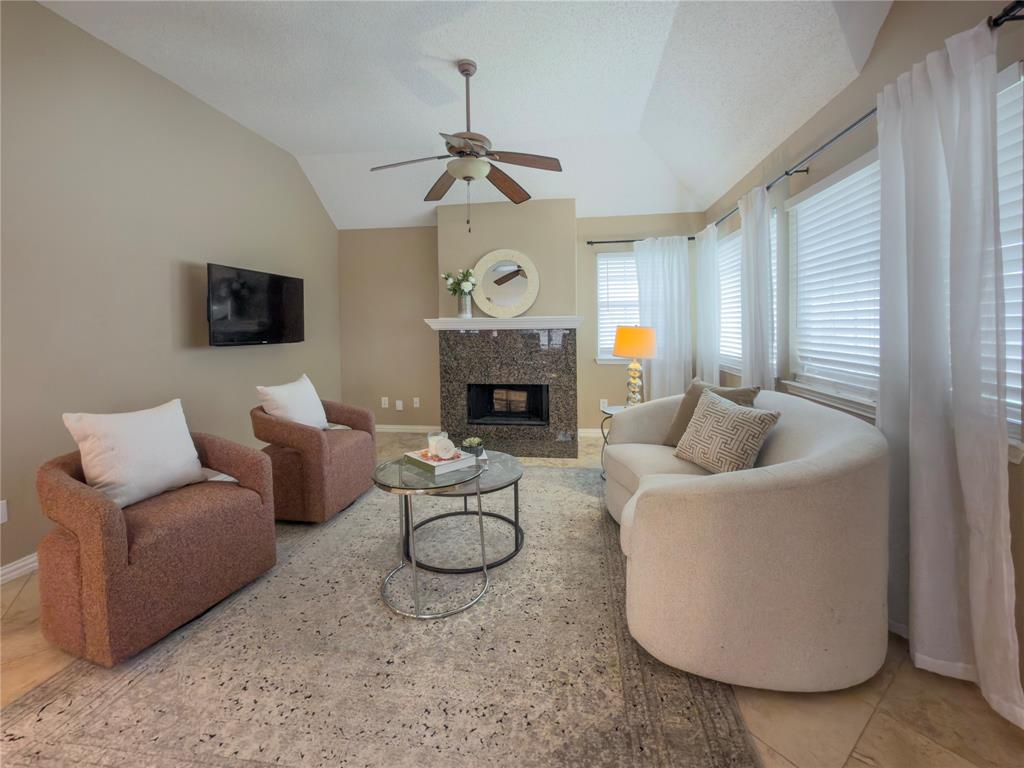 4234 Timberglen Road