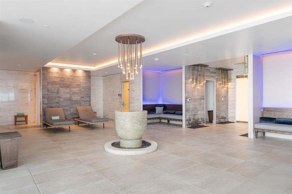 Bleu Ciel Condo - Residential