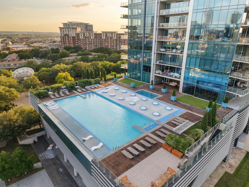 Bleu Ciel Condo - Residential