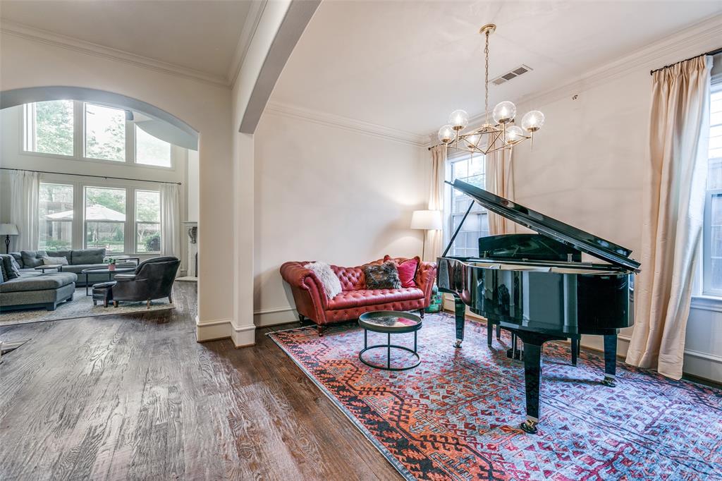 E M Thomas - Residential