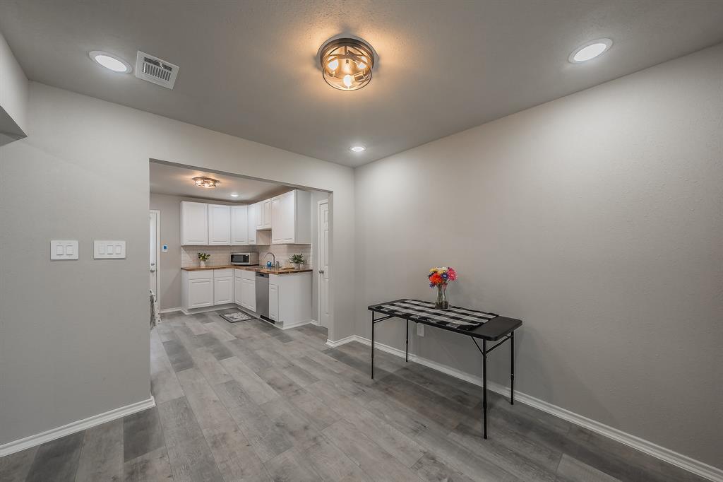 Cedar Crest Village 01 - Residential