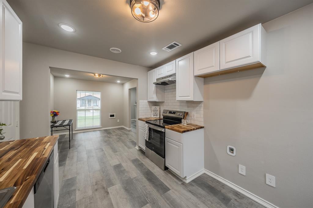 Cedar Crest Village 01 - Residential