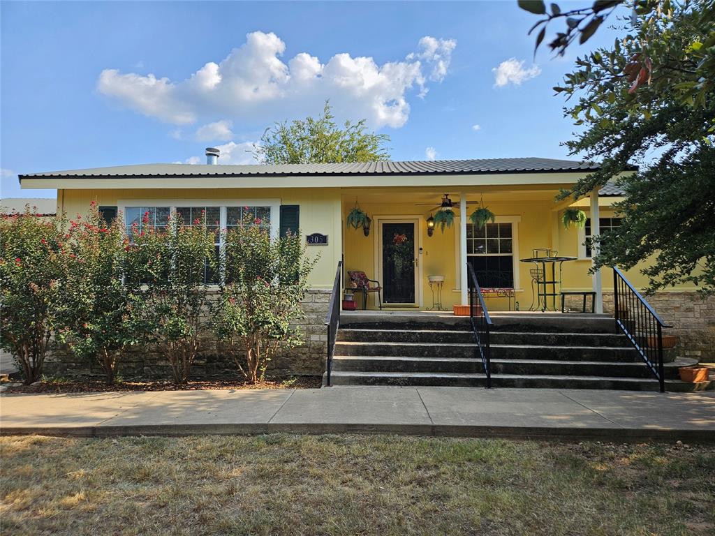305 County Road 1213