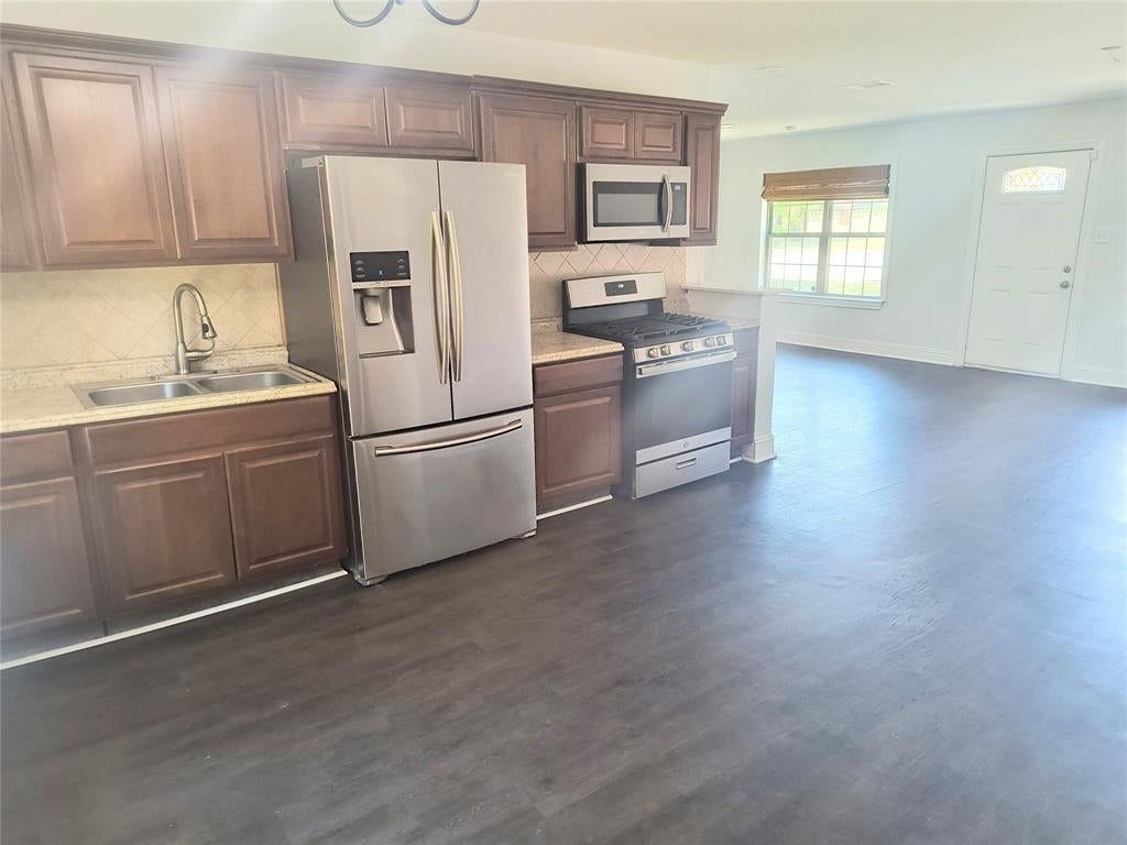 Photo of 707 Sam Buffington, Rockwall, TX 75087 (MLS # 21374443)