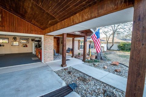 A home in Mineral Wells