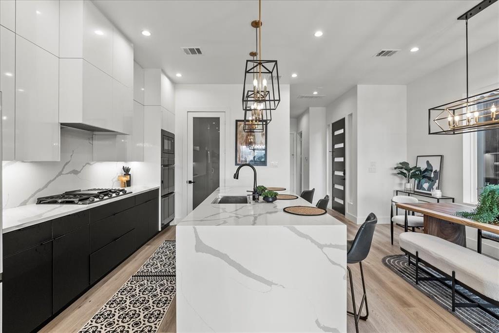 Clifton Place #2 - Residential