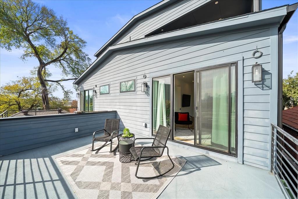 Clifton Place #2 - Residential