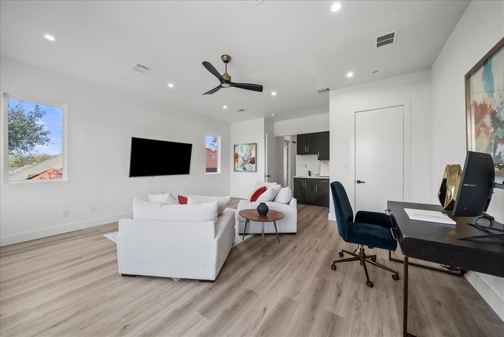 Clifton Place #2 - Residential