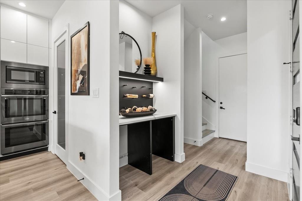 Clifton Place #2 - Residential