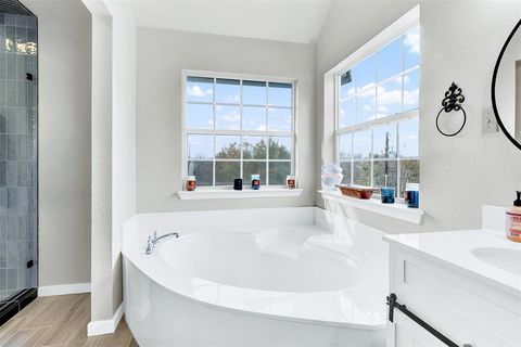 Tiny photo for 152 Valley View Court, Willow Park, TX 76087 (MLS # 21104729)