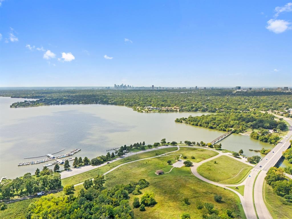 Lake Highlands Estates - Residential