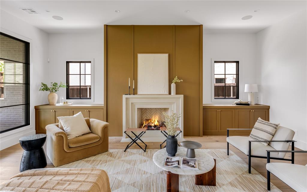 Bob-O-Links Downs - Residential