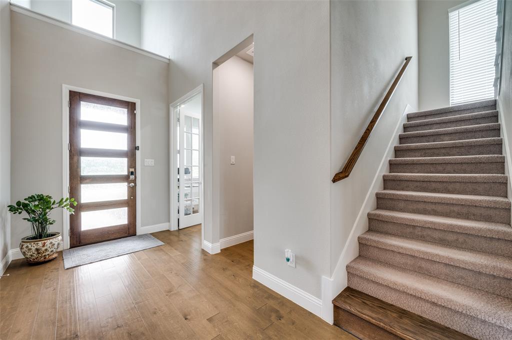 9767 Maple Hill Lane