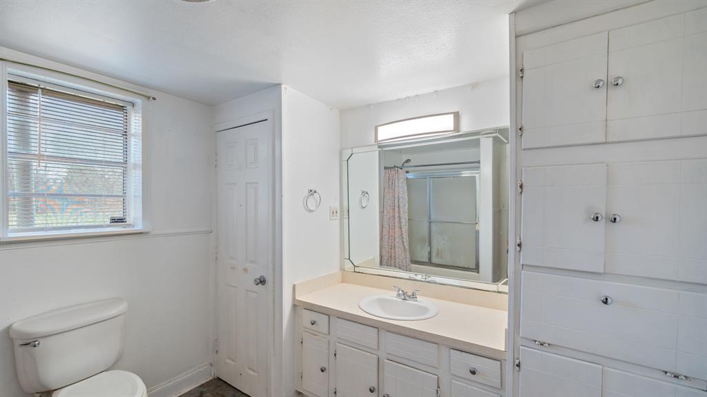 green b sanders - Residential