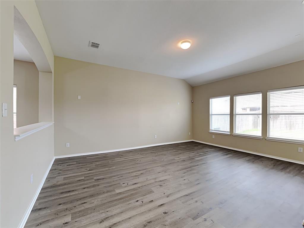 Travis Ranch Ph 3a - Residential Lease