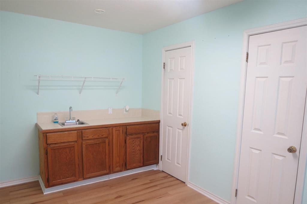 MINEOLa townsites - Commercial Sale