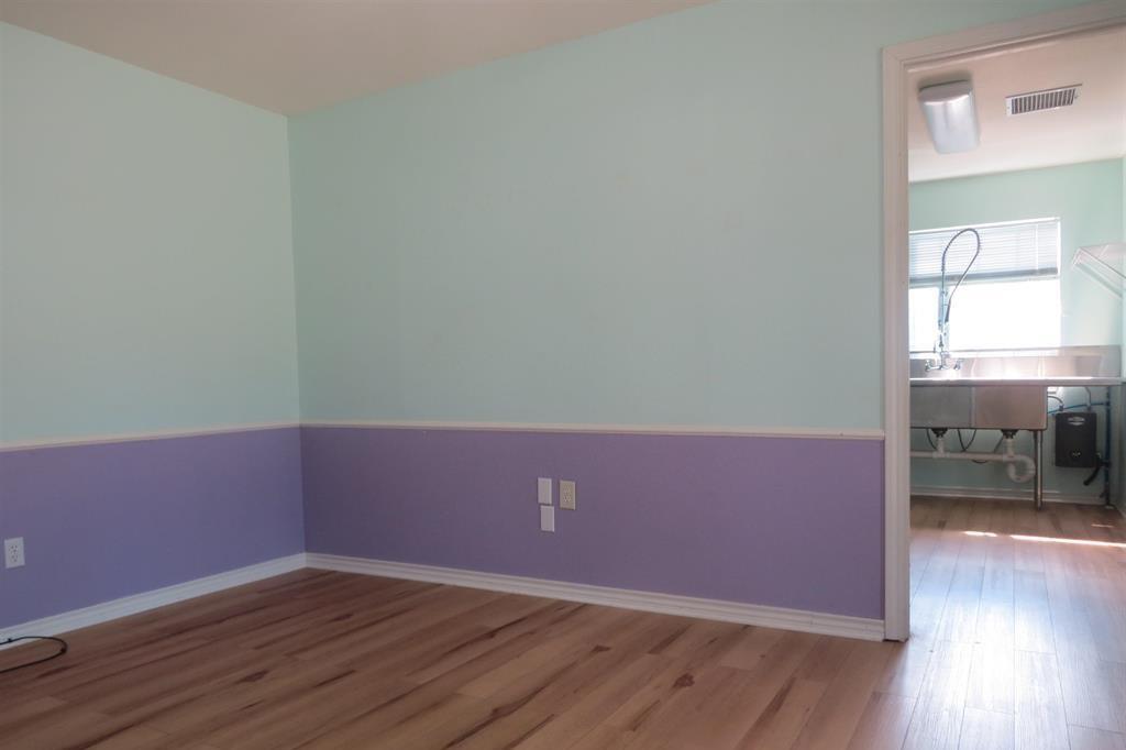 MINEOLa townsites - Commercial Sale