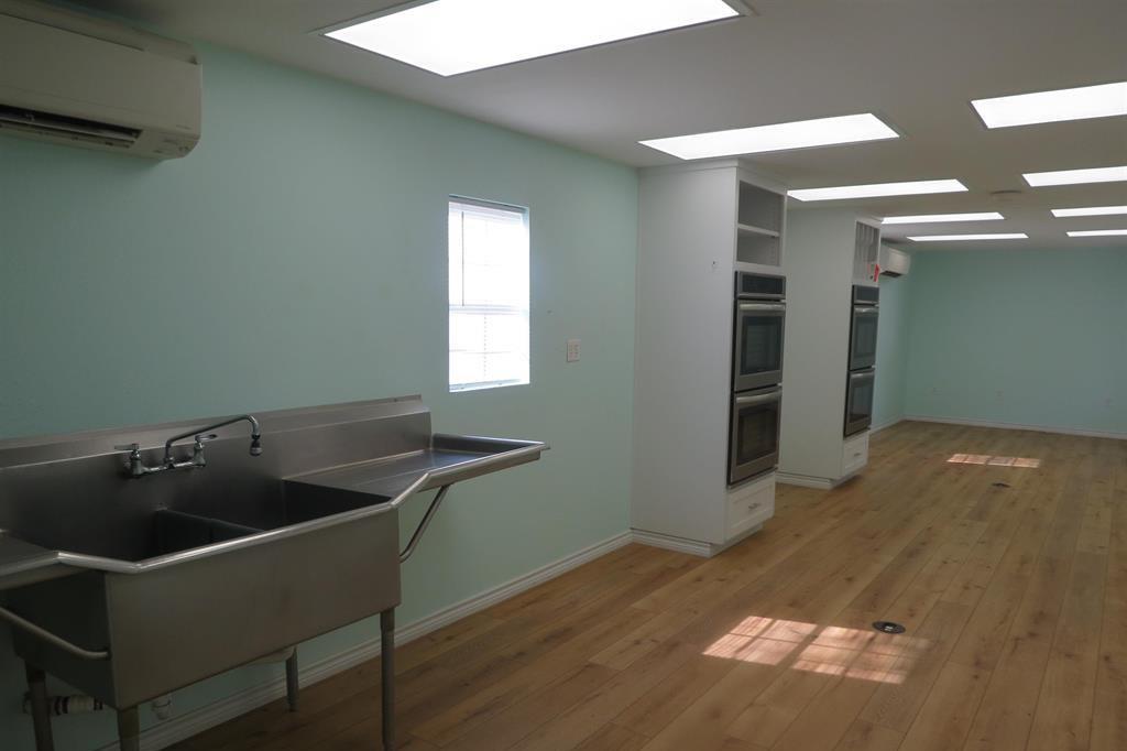 MINEOLa townsites - Commercial Sale