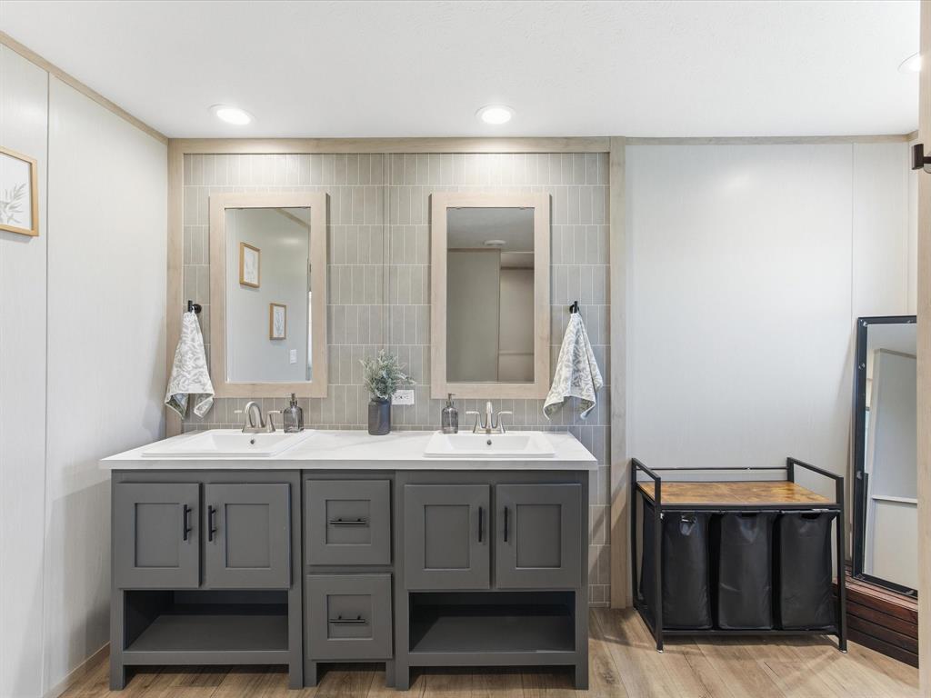 Mesa Ridge - Residential