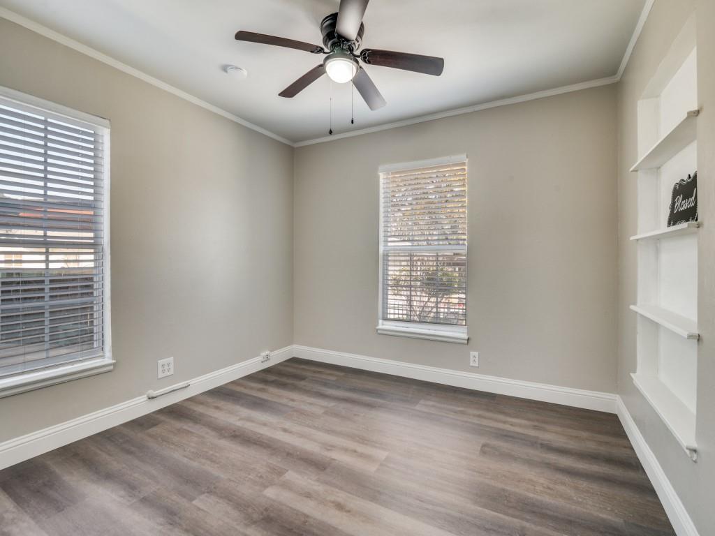 El Tivoli Place - Residential