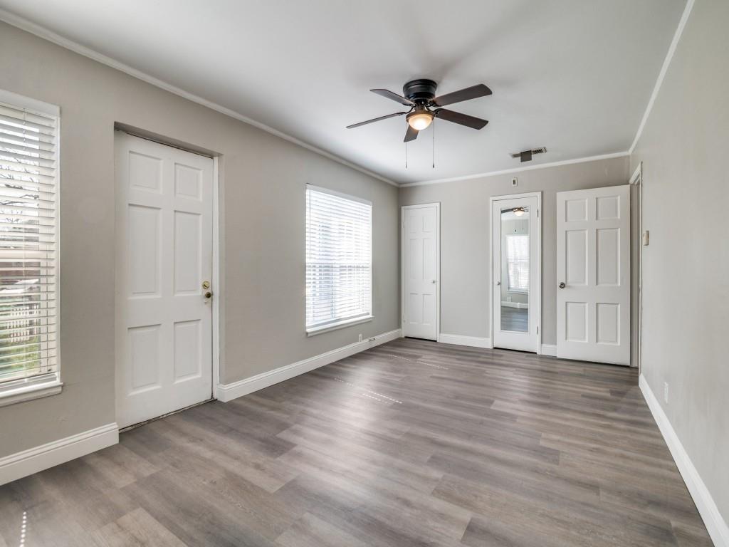 El Tivoli Place - Residential