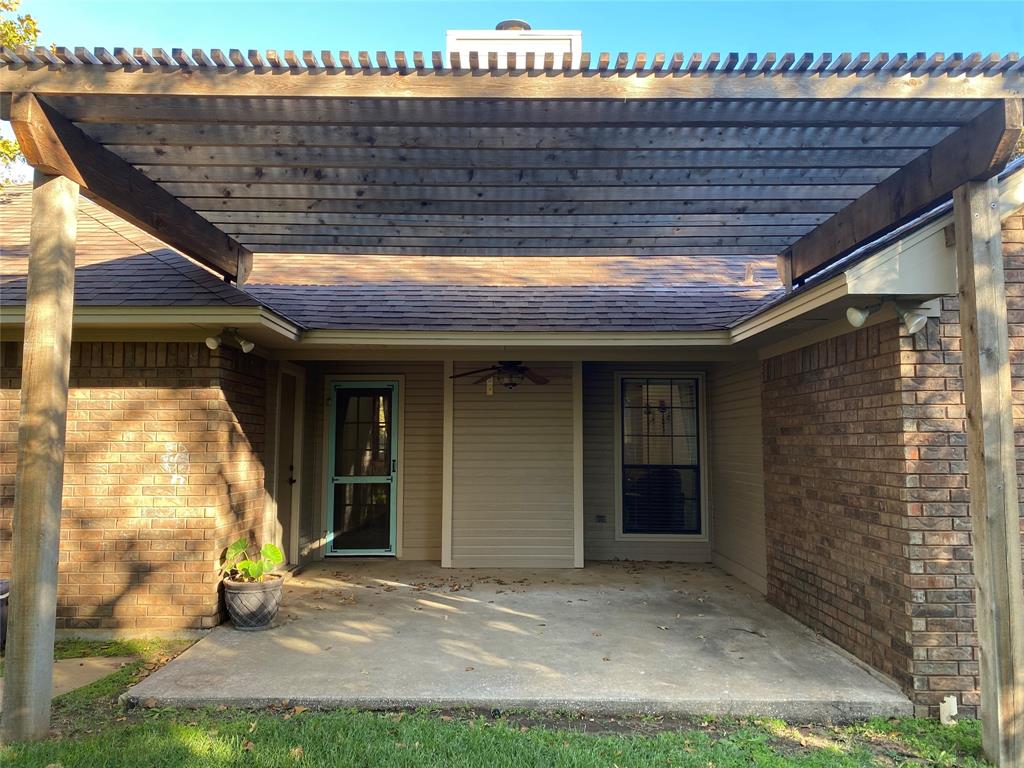 East Oaks ADDN PH 1 BLK C LOT 1 - Residential