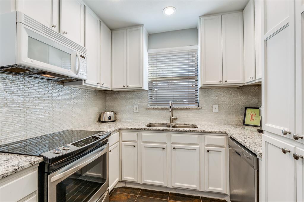 Avondale Oaks Condos - Residential