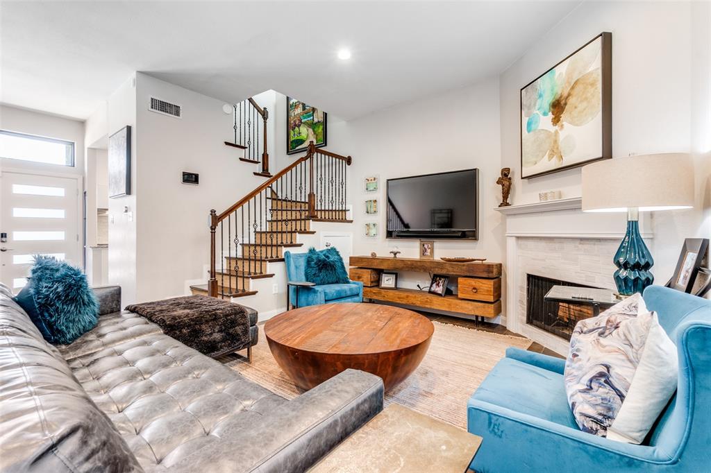 Avondale Oaks Condos - Residential