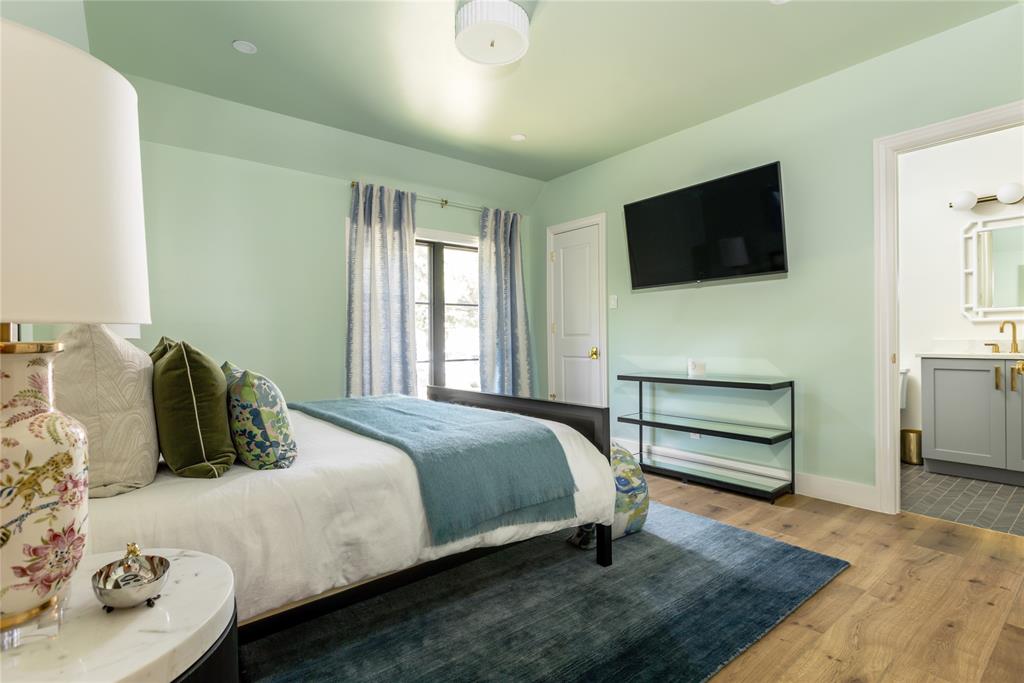 Surrey Square - Residential