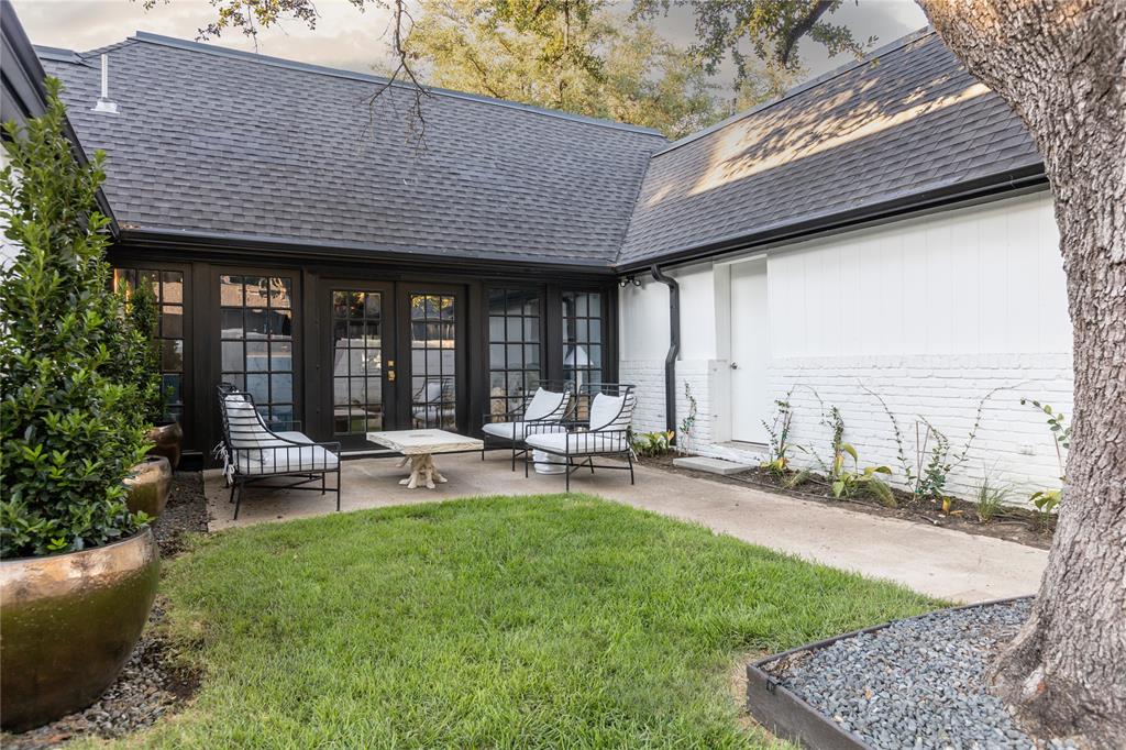 Surrey Square - Residential