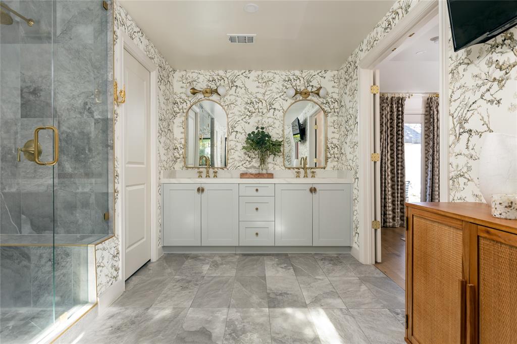 Surrey Square - Residential