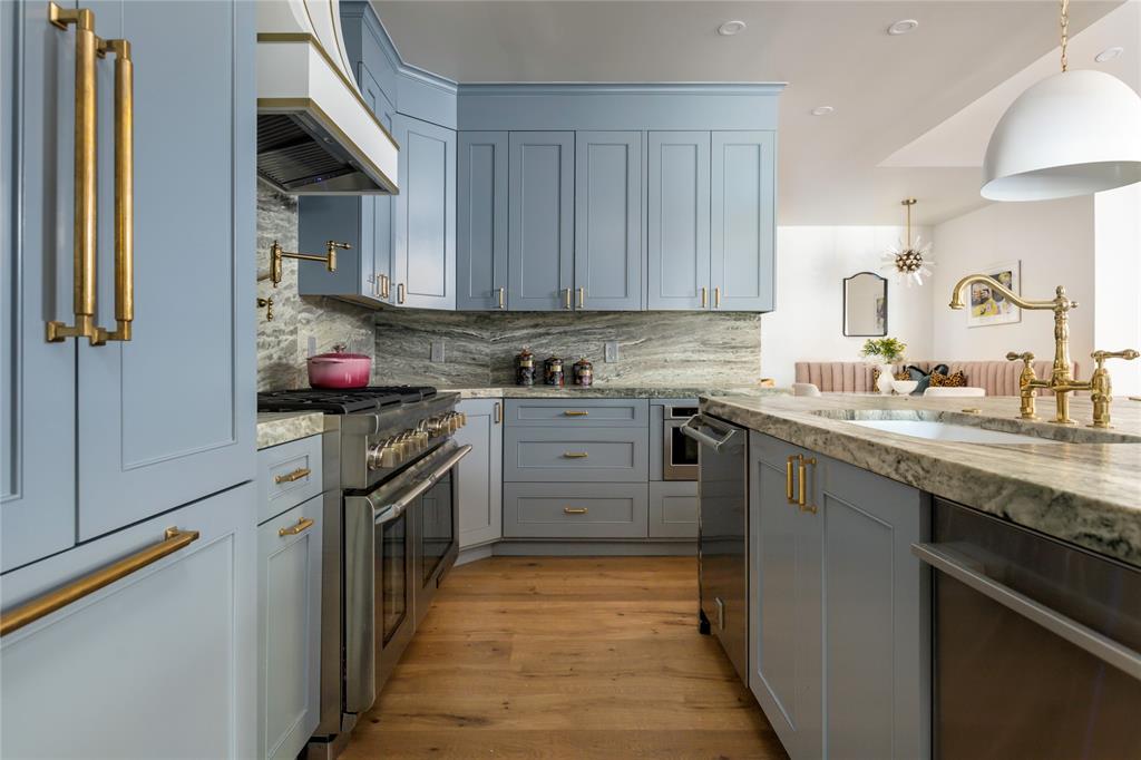 Surrey Square - Residential