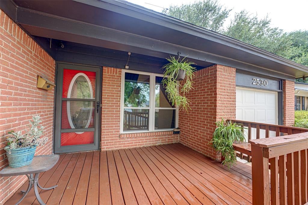 2530 Lakewood Drive