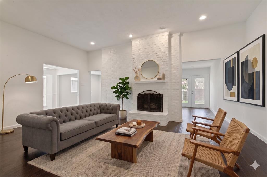 2013 Pleasant Valley Drive
