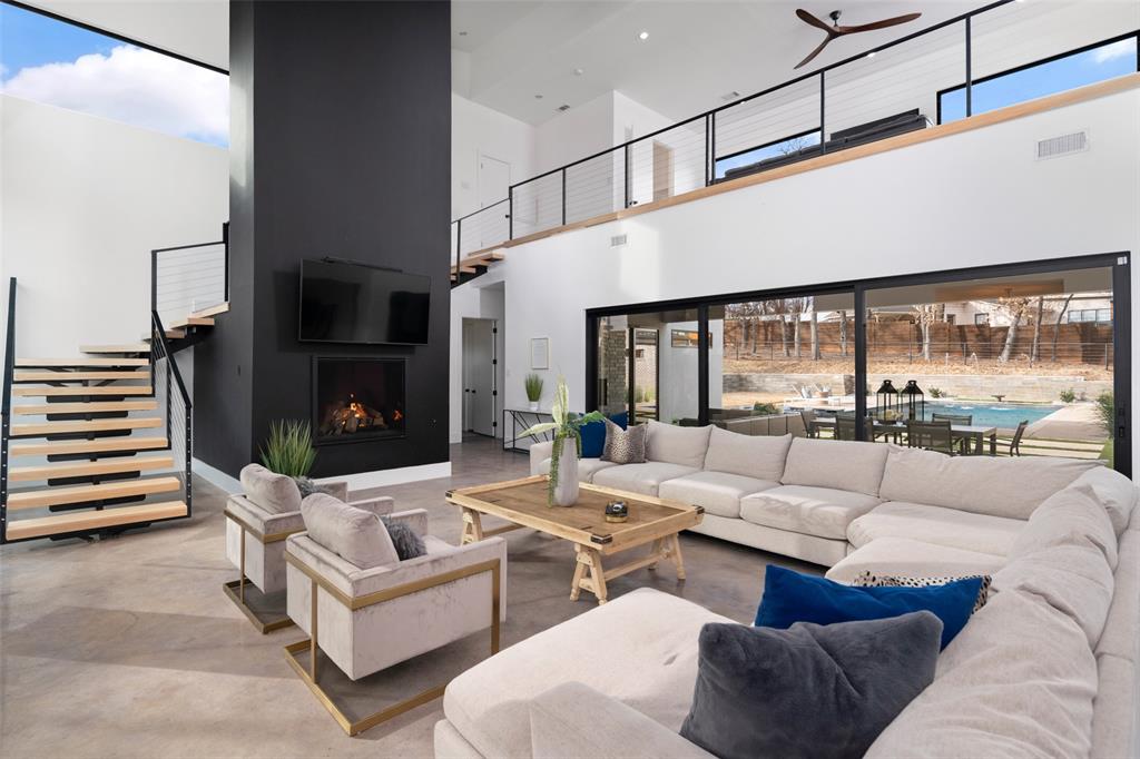 Country Club Estates 1 - Residential