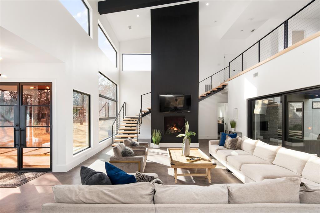 Country Club Estates 1 - Residential