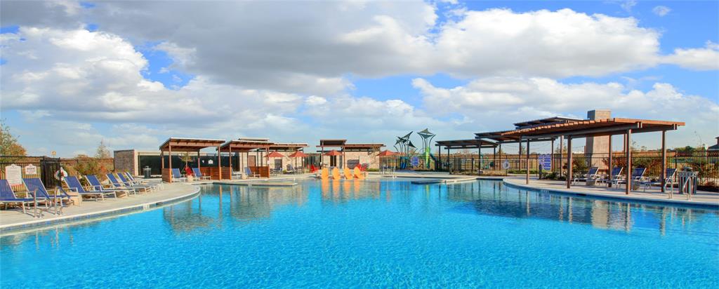 Creekshaw - Residential