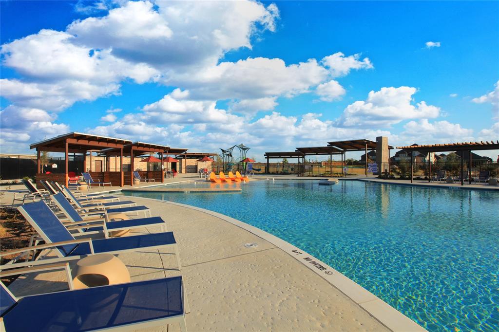 Creekshaw - Residential