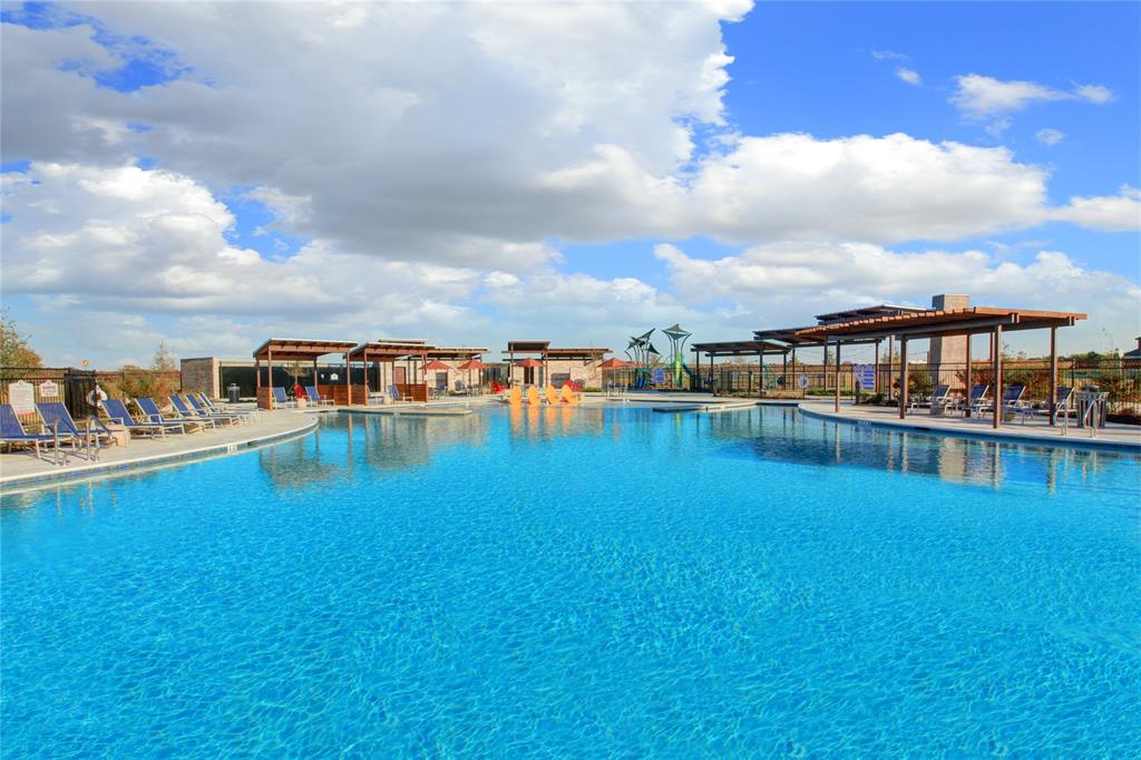 Creekshaw - Residential