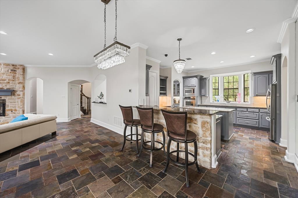 Las Lomas - Residential