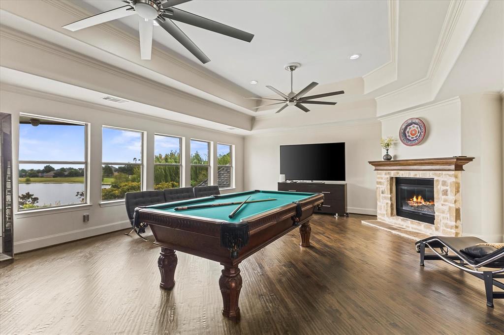 Las Lomas - Residential