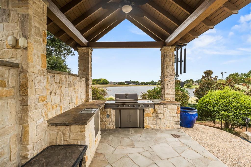 Las Lomas - Residential