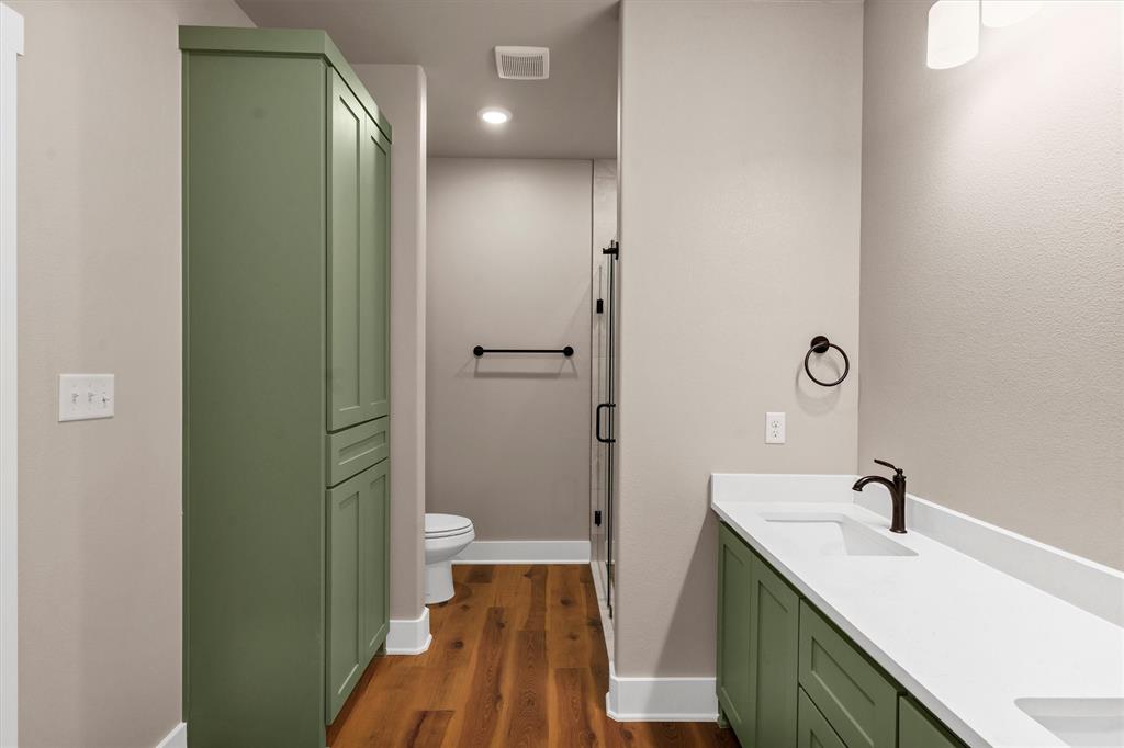 Western Hills Harbor - Residential