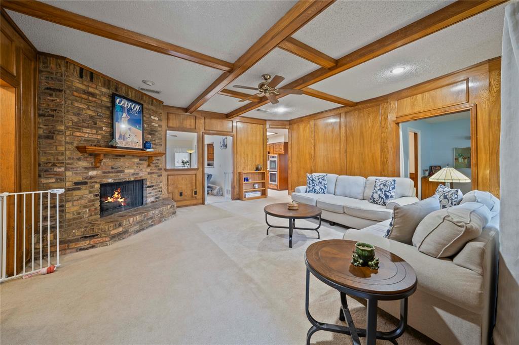 2829 Lawndale Drive