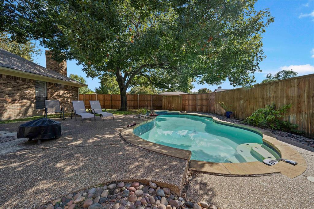 2829 Lawndale Drive