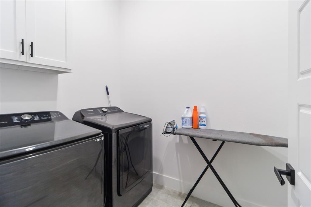 Ledbetter Gardens - Residential Lease