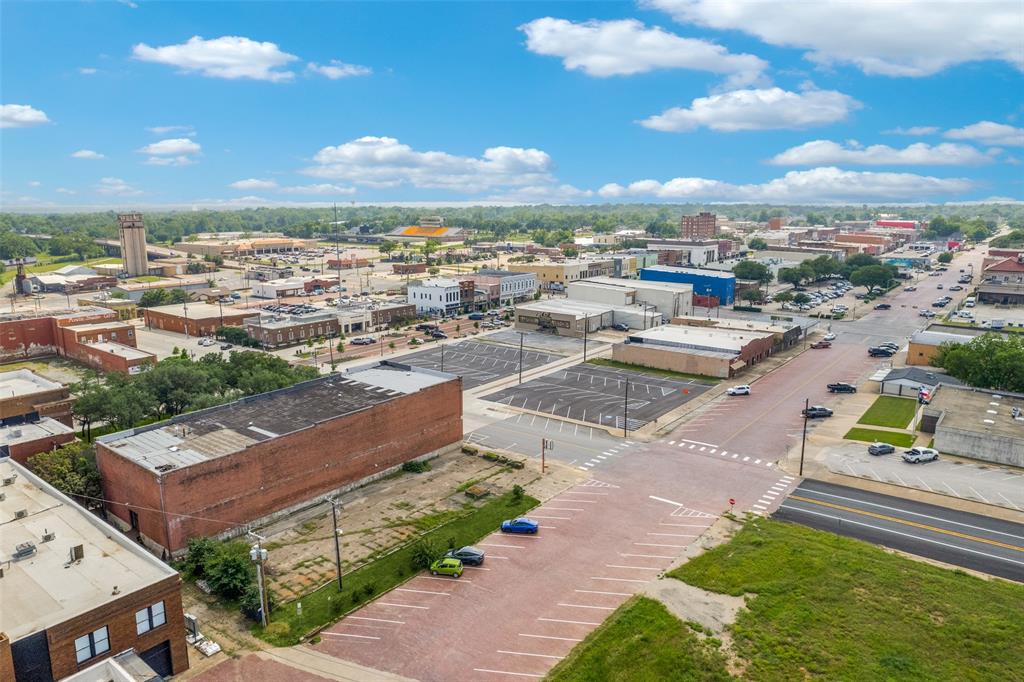 opt Denison - Commercial Sale