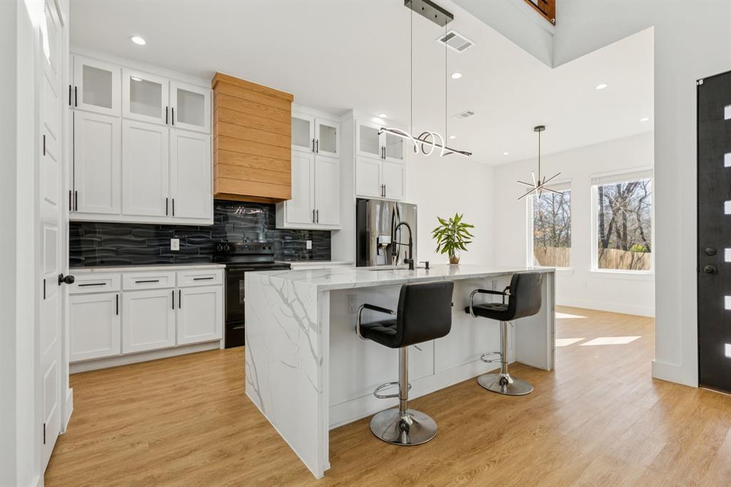 FRUITDALE ACRES 3 - Residential