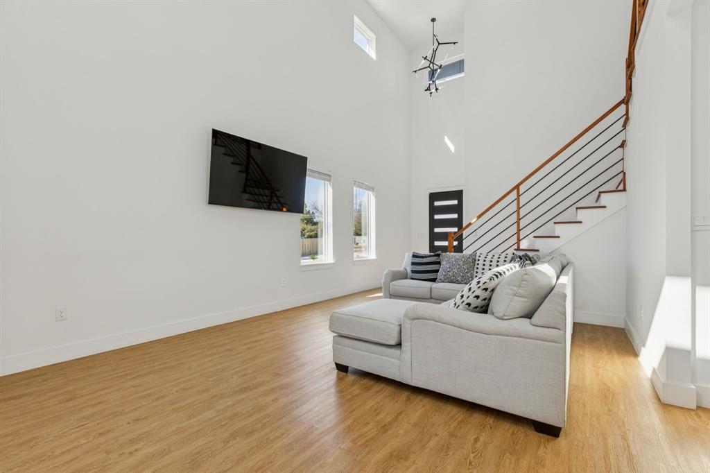 FRUITDALE ACRES 3 - Residential